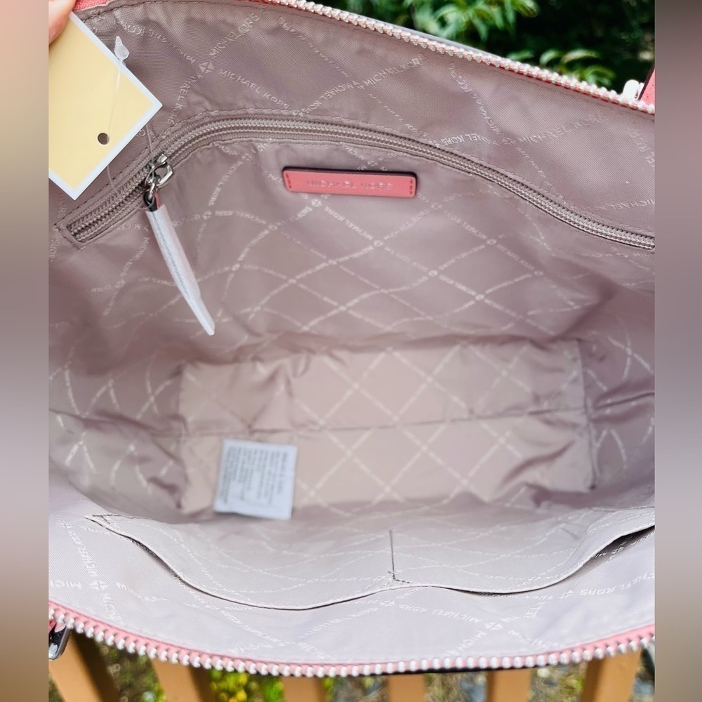 Michael Kors Jet Set East West Tote Primrose Pink Leather NWT - Picture 5 of 5